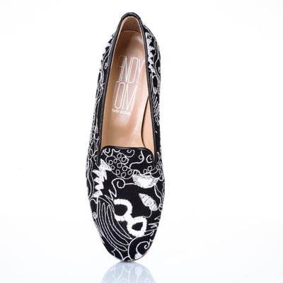 Black and White Lace Smoking Slippers